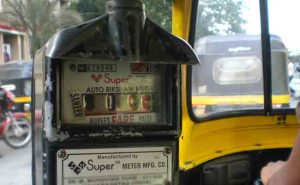 Read more about the article കാസര്‍കോട് നഗരസഭയിലെ ഓട്ടോറിക്ഷകളില്‍ മീറ്റര്‍ നിര്‍ബന്ധമാക്കണം; ചാര്‍ജ്ജ് ഷീറ്റ് പ്രദർശിപ്പിക്കണം;ആര്‍.ടി.ഒക്ക് നിര്‍ദേശം നല്‍കി താലൂക്ക് വികസന സമിതി യോഗം