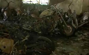 Read more about the article തിരുവനന്തപുരത്ത് ബൈക്ക് ഷോറൂമില്‍ തീപിടിത്തം; കത്തിയമര്‍ന്നത് 32 ബൈക്കുകള്‍ ; തീയണച്ചത് 6 അഗ്നി ശമന യൂണിറ്റുകളുടെ ശ്രമഫലമായി