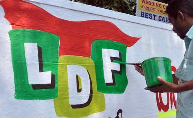 Read more about the article കേരളത്തില്‍ മഴവില്‍ സഖ്യമുണ്ടാക്കി വികസനത്തെ തടസപ്പെടുത്താനുള്ള യു.ഡി.എഫ്‌ – ബി.ജെ.പി നീക്കത്തിനെതിരായുള്ള ജനവിധി; തദ്ദേശ ഉപതെരഞ്ഞെടുപ്പുകളിലെ വിജയത്തിൽ പ്രതികരണവുമായി സി.പി.എം