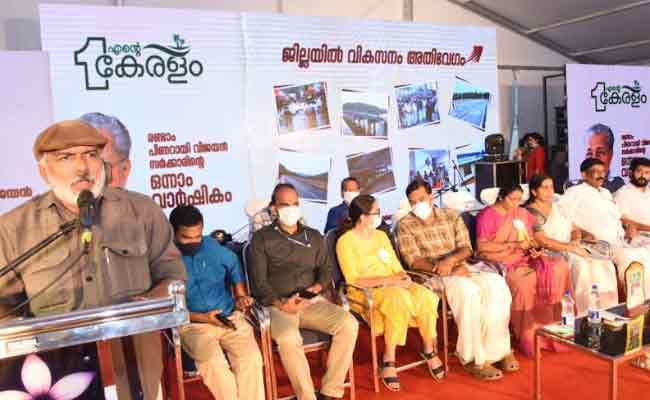 Read more about the article സര്‍ക്കാരിനുള്ള ജനങ്ങളുടെ അംഗീകാരമാണ് എൻ്റെ  കേരളം പ്രദര്‍ശന വിപണന മേളയുടെ വിജയം:  എം.രാജഗോപാലന്‍ എം.എല്‍.എ