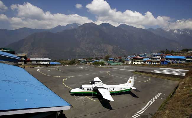 You are currently viewing നേപ്പാളില്‍ കാണാതായ വിമാനം തകർന്നു വീണെന്ന് സ്ഥിരീകരണം;  നാല് ഇന്ത്യക്കാർ ഉൾപ്പെടെ യാത്രക്കാരിൽ ആരും രക്ഷപ്പെട്ടിട്ടില്ലെന്ന്  സൂചന