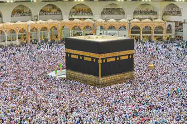 You are currently viewing ഹജ്ജ് യാത്രാ ചെലവ് കേരളത്തിൽ നിന്നും നാലുലക്ഷത്തോളം; ആദ്യ വിമാനം ജൂൺ നാലിന് കൊച്ചിയിൽ നിന്ന് പുറപ്പെടും, കൂടുതൽ അറിയാം