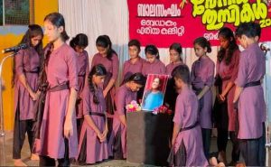 Read more about the article വേനൽമഴയുടെ കുളിർമയിൽ വേനൽതുമ്പികൾ; ബാലസംഘം ബേഡകം ഏരിയാ കലാജാഥയ്ക്ക് സമാപനം