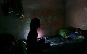 Read more about the article ഏഴാം ക്ലാസില്‍ പഠിച്ചിരുന്ന മകളെ പീഡിപ്പിച്ച്‌ ​ഗര്‍ഭിണിയാക്കി; പിതാവിനെ 106 വര്‍ഷം കഠിന തടവിന് ശിക്ഷിച്ച്‌ കോടതി