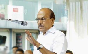 Read more about the article കയ്യിലൊരു വടി കിട്ടിയാല്‍ അടിക്കേണ്ട സംഘടനയല്ല സമസ്ത; സമസ്തയുടെ കോളജില്‍ പഠിച്ച് പെണ്‍കുട്ടികള്‍ എന്‍ജിനീയര്‍മാരാകുന്നു: പി.കെ  കുഞ്ഞാലിക്കുട്ടി