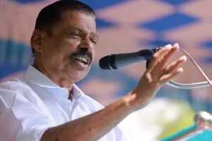 Read more about the article കാസർകോട്ടെ ഭക്ഷ്യ വിഷബാധ; സംസ്ഥാന വ്യാപകമായി പരിശോധന വർധിപ്പിക്കും; നിയമലംഘനങ്ങൾക്കെതിരെ കർശന നടപടി: മന്ത്രി എം.വി ഗോവിന്ദൻ മാസ്റ്റർ