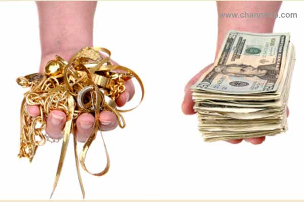 Read more about the article നാട്ടുകാര്‍ക്ക് ശാലിനി തനിനാടന്‍ പെണ്‍കുട്ടി; ലിവിം​ഗ് ടു​ഗദറും ആര്‍ഭാട ജീവിതവും, ഗോൾഡ് തട്ടിപ്പുകേസിൽ യുവതിയുടെ പിന്നിലുള്ളവരെ കണ്ടെത്താൻ പൊലീസ്