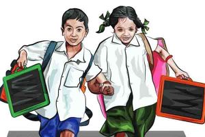 Read more about the article സ്‌കൂള്‍ തുറക്കുമ്പോള്‍ ആശങ്ക വേണ്ട; ഭയപ്പെടുത്താതെ കുട്ടികളോട് കാര്യങ്ങള്‍ പറഞ്ഞു മനസിലാക്കണം,  മാതാപിതാക്കള്‍ അറിയേണ്ടത് ഇവയാണ്