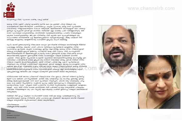 Read more about the article മലയാള സിനിമാ സംഘടനയിൽ വീണ്ടും പൊട്ടലും ചീറ്റലും; ഹേമ കമ്മിറ്റി റിപ്പോര്‍ട്ട് പുറത്തുവിടരുതെന്ന് ഡബ്ലുസിസി ആവശ്യപ്പെട്ടതായി മന്ത്രി, ‘അമ്മ’ എക്‌സിക്യൂട്ടീവിനെതിരെ മാലാ പാര്‍വതിയും നടിമാരും; വിവാദങ്ങൾ ഇങ്ങനെ