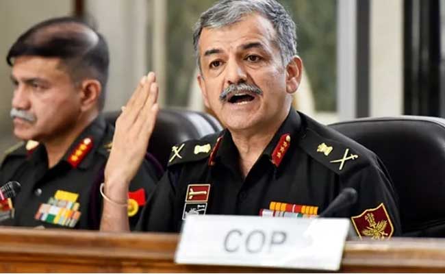 Read more about the article ഇനി റിക്രൂട്ട്‌മെന്റുകള്‍ അഗ്നപഥ് വഴി മാത്രം; അഗ്നിവീര്‍ സേനാ റിക്രൂട്ട് മെന്റ് തീയതികള്‍ പ്രഖ്യാപിച്ച് കര-നാവിക- വ്യോമസേനകള്‍