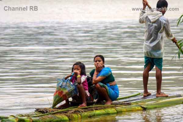 Read more about the article അസമിൽ മഴ തുടരുകയാണ്; 54 മരണങ്ങൾ 18 ലക്ഷത്തിലധികം ആളുകളെ ബാധിച്ചു, എന്തുകൊണ്ടാണ് അസം വിനാശകരമായ വെള്ളപ്പൊക്കത്തിന് ഇരയാകുന്നത്