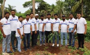 Read more about the article പരിസ്ഥിതി ദിനം; കാസർകോട് മർച്ചൻ്റ്സ് യൂത്ത് വിംഗ് വൃക്ഷ തൈ നട്ടു