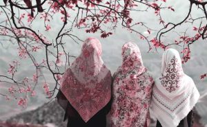 Read more about the article കർണാടകയിൽ ഹിജാബ് ധരിച്ച് കോളേജിലെത്തിയ ആറ് വിദ്യാര്‍ത്ഥികളെ സസ്‌പെന്‍ഡ് ചെയ്തു; മനപൂര്‍വ്വം പ്രകോപനം സൃഷ്ടിക്കാന്‍ ശ്രമിച്ചുവെന്ന് കോളേജ്