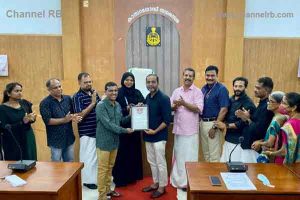 Read more about the article ശുചിത്വ പരിശോധനയിൽ സ്റ്റാർ പദവി; സ്ഥാപനങ്ങൾക്ക് നഗരസഭയുടെ അനുമോദനം, ഫുഡ് സേഫ്റ്റി സ്റ്റാൻഡേർഡ് അതോറിറ്റി ഓഫ് ഇന്ത്യയാണ് പരിശോധന നടത്തിയത്