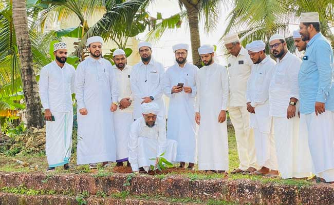 Read more about the article പരിസ്ഥിതിയെ സംരക്ഷിക്കേണ്ടത് കാലഘട്ടത്തിൻ്റെ  ആവശ്യം: അബ്ദുൽ ഖാദർ നദ്‌വി കുണിയ