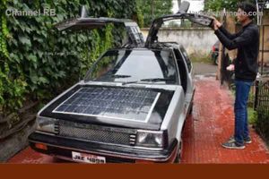 Read more about the article സഹായമുണ്ടെങ്കിൽ ഞാൻ കശ്മീരിലെ എലോൺ മസ്‌ക് ആകുമായിരുന്നു; സൗരോർജത്തിൽ പ്രവർത്തിക്കുന്ന കാർ നിർമിച്ച ഗണിത അധ്യാപകൻ പറയുന്നത് ഇങ്ങനെ