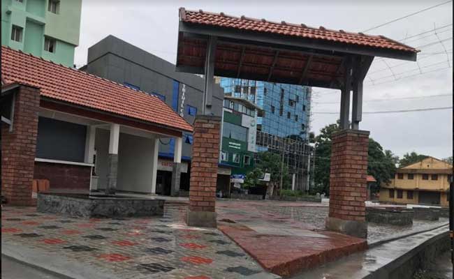 You are currently viewing കാഞ്ഞങ്ങാടിനെ സാംസ്‌കാരിക കേന്ദ്രമാക്കി മാറ്റാന്‍ ടൗണ്‍ സ്‌ക്വയര്‍;  നിര്‍മാണപ്രവൃത്തി അവസാന ഘട്ടത്തില്‍