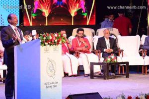 Read more about the article പ്രവാസികള്‍ വന്ന് ആഹാരം കഴിക്കുന്നതാണോ ധൂര്‍ത്ത്; ആവശ്യമില്ലാത്ത പ്രചാരണങ്ങളിലൂടെ പ്രവാസികളുടെ മനസ് വിഷമിപ്പിക്കരുത്, ലോക കേരള സഭ ധൂര്‍ത്തെന്ന പ്രതിപക്ഷ ആരോപണത്തിന്  യൂസഫലിയുടെ മറുപടി ഇങ്ങനെ