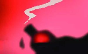 Read more about the article പ്രഭാതഭക്ഷണം കടമായി നല്‍കാന്‍ തയ്യാറായില്ല;  മധുരപലഹാരക്കടയ്‌ക്ക് നേരെ ആസിഡ് ആക്രമണം