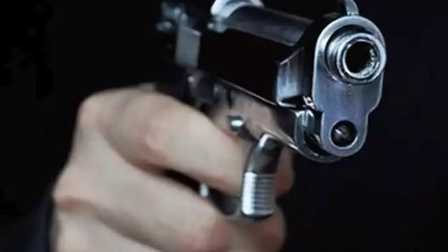 You are currently viewing കന്നഡ നടൻ ശിവരഞ്ജനെ വെടിവച്ച് കൊല്ലാന്‍ ശ്രമം