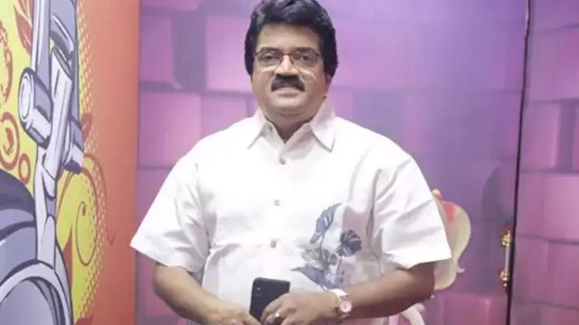 You are currently viewing എംജി ശ്രീകുമാറിന്റെ പേരിലുള്ള കേസ് വിധി പറയാന്‍ ആഗസ്റ്റ് രണ്ടിലേക്ക് മാറ്റി