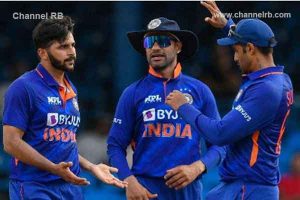 Read more about the article ധവാൻ്റെ ബൗണ്ടറി, പിന്നാലെ ലജ്ജാവതിയെ നിൻ്റെ കള്ളക്കടക്കണ്ണില്‍; ക്യൂന്‍സ് പാര്‍ക്ക് ഓവലില്‍ മലയാളഗാനം