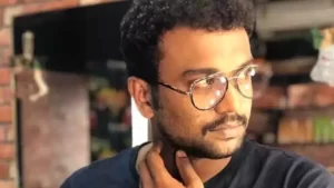 Read more about the article പുതിയ കാർ സ്വന്തമാക്കി ‘കരിക്ക്’ താരം അനു കെ അനിയൻ