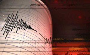 Read more about the article മഴ തുടരവേ  കർണാടകയിൽ നേരിയ തോതിൽ ഭൂചലനം; മൂന്ന് മുതല്‍ ആറ് സെക്കന്‍ഡ് വരെ പ്രകമ്പനം; ചില വീടുകളില്‍ വിള്ളൽ