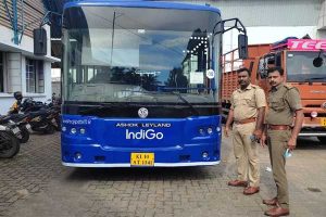 Read more about the article ആറ് മാസമായി നികുതിയടച്ചില്ല; ഇൻഡിഗോ എയർലൈൻസിൻ്റെ  ബസ് മോട്ടോർ വാഹന വകുപ്പ് പിടിച്ചെടുത്തു