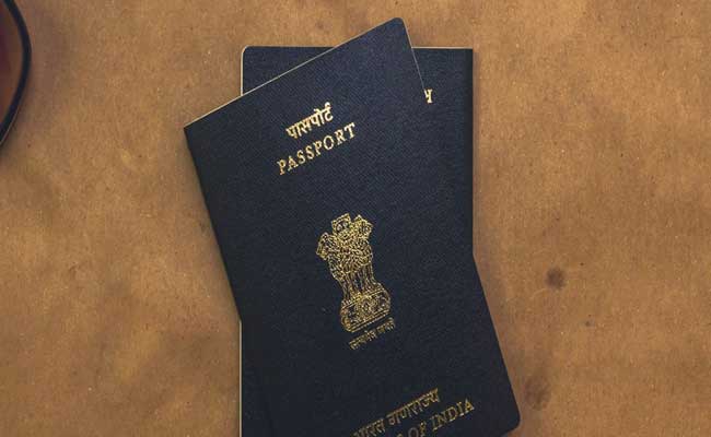 Read more about the article തായ്‌ലന്‍ഡിലേക്ക് യാത്ര ചെയ്തത്  ഭാര്യ അറിയാതിരിക്കാന്‍ പാസ്‌പോര്‍ട്ടിലെ പേജുകള്‍ കീറിക്കളഞ്ഞു; യുവാവ് അറസ്റ്റില്‍