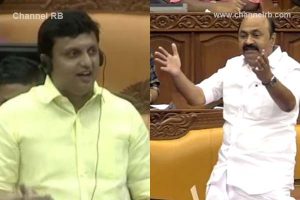 Read more about the article കേന്ദ്ര മന്ത്രിമാർ ഫോട്ടോ എടുത്ത് പോയാൽ പോരാ; റോഡിലെ കുഴിയും എണ്ണണമെന്ന് മുഹമ്മദ് റിയാസ്, വികസനത്തിൻ്റെ എവർ റോളിം​ഗ് ട്രോഫി നേടാനല്ല ശ്രമം