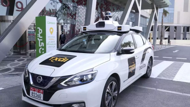 Read more about the article സൗദിയില്‍ ഇന്ന് മുതല്‍ ടാക്‌സി ഡ്രൈവര്‍മാര്‍ക്ക് യൂണിഫോം നിര്‍ബന്ധം