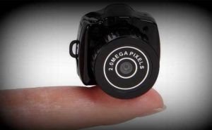 Read more about the article ബന്തിയോട് സ്‌പോർട്‌സ് സെന്ററിൽ ഒളിക്യാമറ; സ്ഥാപിച്ചത് സ്ഥാപനത്തിലെ ജീവനക്കാരനെന്ന് കണ്ടെത്തൽ