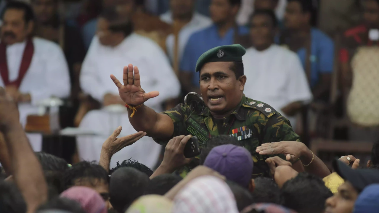 You are currently viewing ശ്രീലങ്കയിൽ പ്രസിഡന്‍റ് ഗോതബയ രാജപക്സെ രാജിവയ്ക്കുമെന്ന് സ്പീക്കർ അറിയിച്ചു