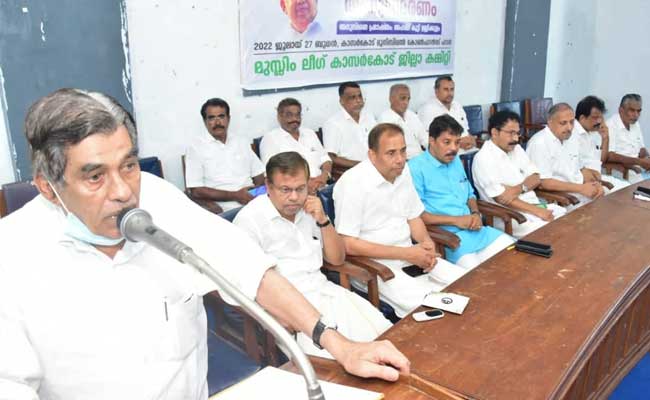 Read more about the article ചെർക്കളം അബ്ദുല്ല രാഷ്ട്രീയത്തിലെ ഉരുക്ക് മനുഷ്യൻ: അഹമ്മദ് കുട്ടി ഉണ്ണിക്കുളം