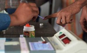 Read more about the article കാസർകോട് ജില്ലയിൽ  തദ്ദേശ സ്ഥാപനങ്ങളിലെ  ഉപതിരഞ്ഞെടുപ്പ് ജൂലൈ 21 ന്;  വാര്‍ഡുകളിലെ സര്‍ക്കാര്‍ ഓഫീസുകള്‍ക്കും വിദ്യാഭ്യാസ സ്ഥാപനങ്ങള്‍ക്കും അവധി