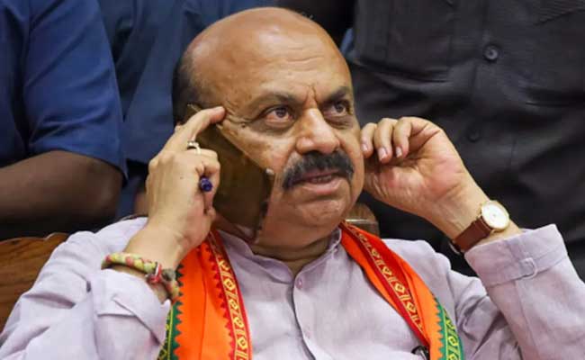 Read more about the article പാര്‍ട്ടി പ്രവര്‍ത്തകരെ പോലും സംരക്ഷിക്കാന്‍ കഴിയുന്നില്ലെന്ന് വിമർശനം; കര്‍ണാടക മുഖ്യമന്ത്രി ബസവരാജ് ബൊമ്മയെ മാറ്റാൻ സാധ്യത