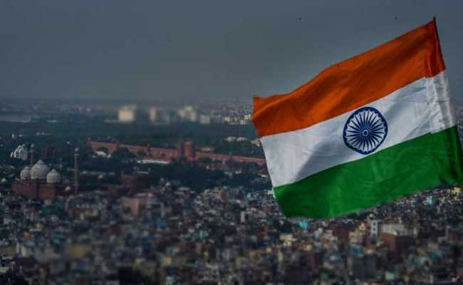 You are currently viewing കാസർകോട് ജില്ലയിലെ സ്വാതന്ത്ര്യദിനാഘോഷം, സുരക്ഷാ ക്രമീകരണങ്ങള്‍ ജില്ലാ പോലീസ് മേധാവി  വിലയിരുത്തി