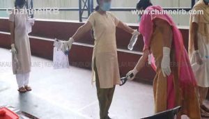 Read more about the article നീറ്റ് പരീക്ഷാ വിവാദം; പരാതിപ്പെട്ട വിദ്യാര്‍ത്ഥിനികള്‍ക്ക്  വീണ്ടും പരീക്ഷ നടത്തും, ദേശീയ ടെസ്റ്റിംഗ് ഏജന്‍സിയുടെ അറിയിപ്പ് കിട്ടിയതായി രക്ഷിതാക്കള്‍