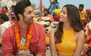 Read more about the article ബോളിവുഡിന് ആശ്വാസം; ആദ്യ ആഴ്ചയിൽ തന്നെ 300 കോടി കടന്ന് ‘ബ്രഹ്‍മാസ്‍ത്ര’