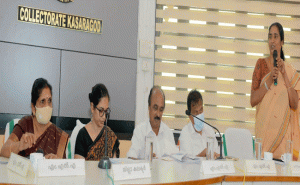 Read more about the article ദേശീയപാതാ വികസനം:ജനങ്ങളുടെ ആശങ്കകള്‍ പരിഹരിക്കണമെന്ന് ജനപ്രതിനിധികള്‍;  കൂടുതല്‍ അടിപ്പാതകള്‍ വേണമെന്ന് എന്‍.എ.നെല്ലിക്കുന്ന് എം.എല്‍.എ