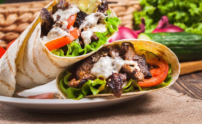 Read more about the article ലൈസൻസില്ലാതെ ഷവർമ്മ വിൽപ്പന നടത്തിയാൽ ഇനി പണി ഉറപ്പ്; സംസ്ഥാന സർക്കാർ പുതിയ  മാർഗനിർദേശം പുറത്തിറക്കി