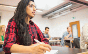 Read more about the article വിദേശ വിദ്യാര്‍ഥികളില്‍ 20 ശതമാനം ഇന്ത്യന്‍ വിദ്യാര്‍ഥികൾ; ഏറ്റവും കൂടുതല്‍ സ്റ്റുഡന്‍റ് വിസ ഇന്ത്യക്കാര്‍ക്ക് അനുവദിച്ചത് ഈ രാജ്യം