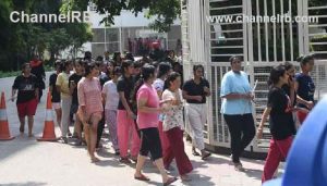 Read more about the article വിദ്യാര്‍ഥിനി ആണ്‍ സുഹൃത്തിന് അയച്ചത് സ്വന്തം കുളിമുറി ദൃശ്യങ്ങളെന്ന് സര്‍വകലാശാല; സുഹൃത്ത് അടക്കം രണ്ടുപേര്‍ പിടിയില്‍, യൂണിവേഴ്‌സിറ്റി അടച്ചിട്ടു