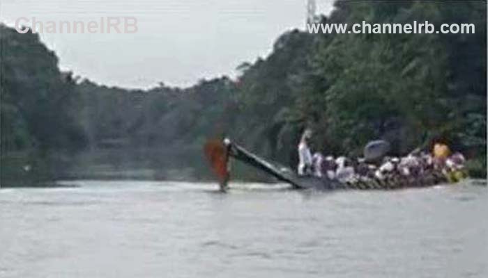 Read more about the article ആഘോഷത്തിൽ മുങ്ങിയ കണ്ണീർ തോണി; ഉത്രട്ടാതി വള്ളംകളി ഒരുക്കത്തിനിടെ പള്ളിയോടം മറിഞ്ഞ് രണ്ടുപേര്‍ മരിച്ചത് ദുഃഖാർദ്രം, കാണാതായ ഒരാള്‍ക്കായി തിരച്ചില്‍