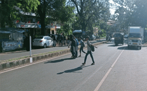 Read more about the article അപകട ദുരന്തത്തിന് സാധ്യത: ബോവിക്കാനം ടൗണിൽ ഹോം ഗാർഡിൻ്റെയോ, പോലീസിൻ്റെയോ സേവനത്തിലൂടെ ഗതാഗത  നിയന്ത്രണം വേണം; ജില്ലാ പോലീസ് ചീഫിന് കത്ത് നൽകി അനീസ മൻസൂർ മല്ലത്ത്