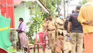 Read more about the article കൊലപാതകം ദൃശ്യം സിനിമ മോഡല്‍ ; യുവാവിനെ കൊലപ്പെടുത്തി കുഴിച്ചിട്ടെന്ന സംശയം, വീടിൻ്റെ തറ തുരന്ന് പരിശോധിക്കാൻ പൊലീസ്