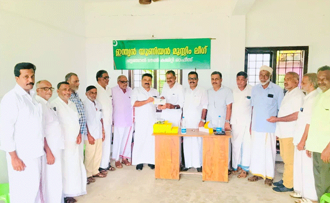 Read more about the article തൊഴിലുറപ്പ് പദ്ധതി പ്രവർത്തികളുടെ എണ്ണം കുറയ്ക്കാൻ നീക്കം; കാർഷികമേഖലയെ പ്രതിസന്ധിയിലാക്കുമെന്ന് കർഷക സംഘം