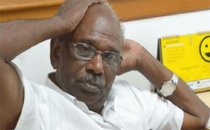 Read more about the article ഓട്ടത്തിനിടെ എം. എം മണിയുടെ വാഹനത്തിൻ്റെ  ടയര്‍ ഊരിത്തെറിച്ചു; സ്‌പെഷ്യല്‍ ബ്രാഞ്ച് അന്വേഷണം പ്രഖ്യാപിച്ചു