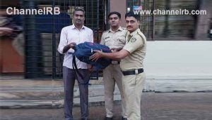 Read more about the article കള്ളൻ ഓടി കിലോമീറ്ററുകളോളം; പിറകെ റെയിൽവേ പോലീസും, ഒടുവിൽ തട്ടിപ്പറിച്ച ബാഗ് കള്ളൻ ഉപേക്ഷിച്ചു കടന്നു